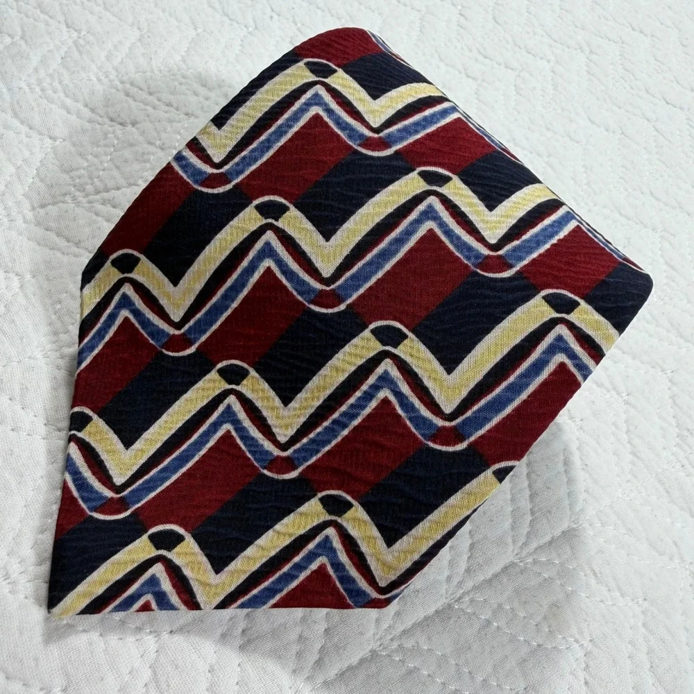 Vintage Oscar de la Renta Men's 100% Silk Tie Geometric Burgundy Navy Yellow USA